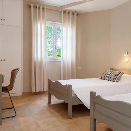 Kamini Apartment *